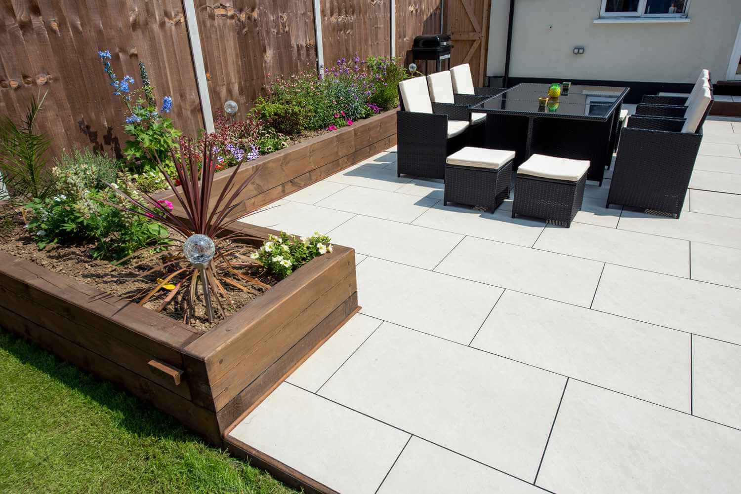 Outdoor Tiling Melbourne
